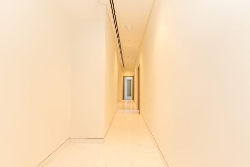 Elegant 4BR Penthouse with Panoramic Lagoon View-14