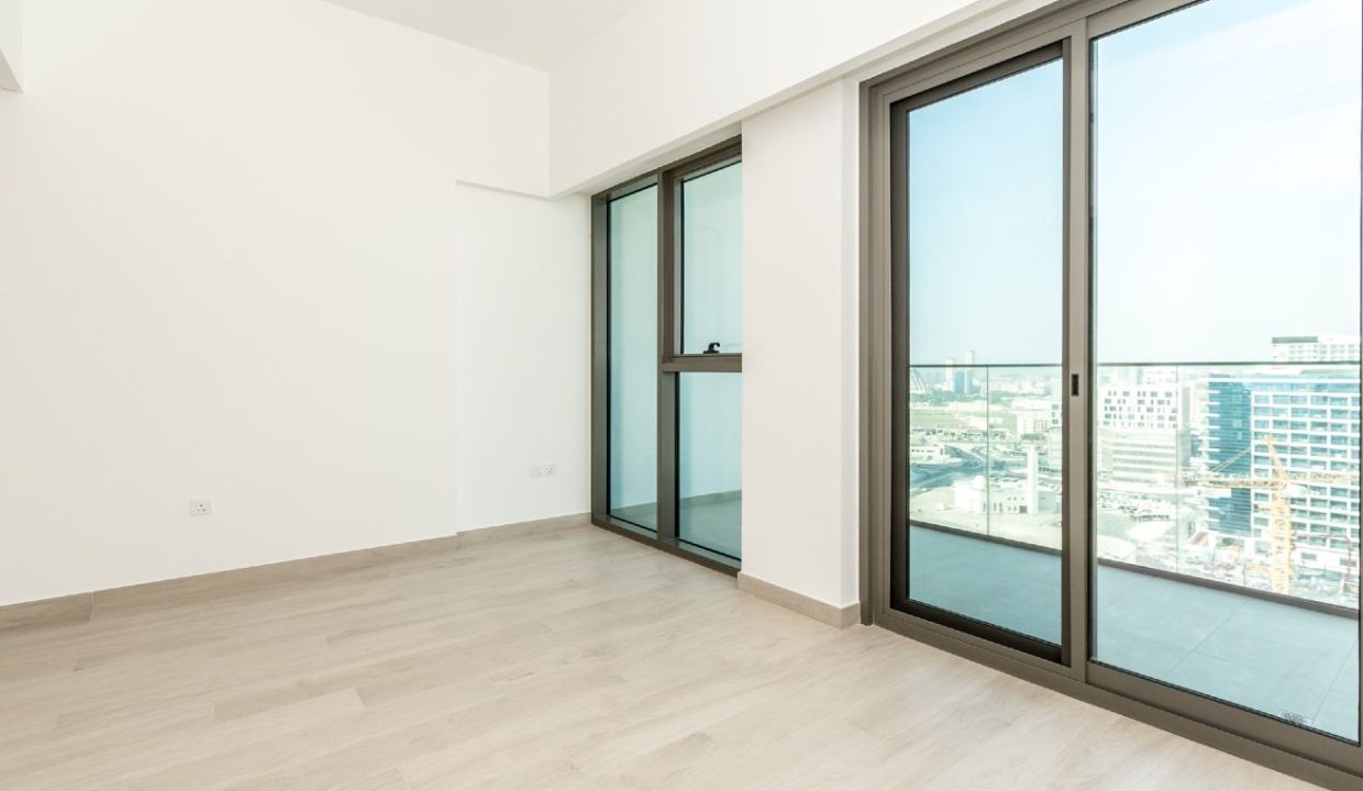 Stunning Studio in Fawad Azizi |partial Canal view-1