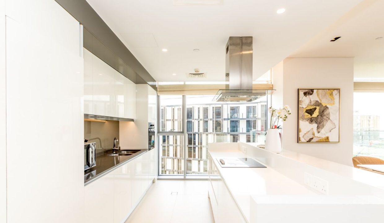 Splendid 3BR+Maid | Sea & Ain Dubai View-2