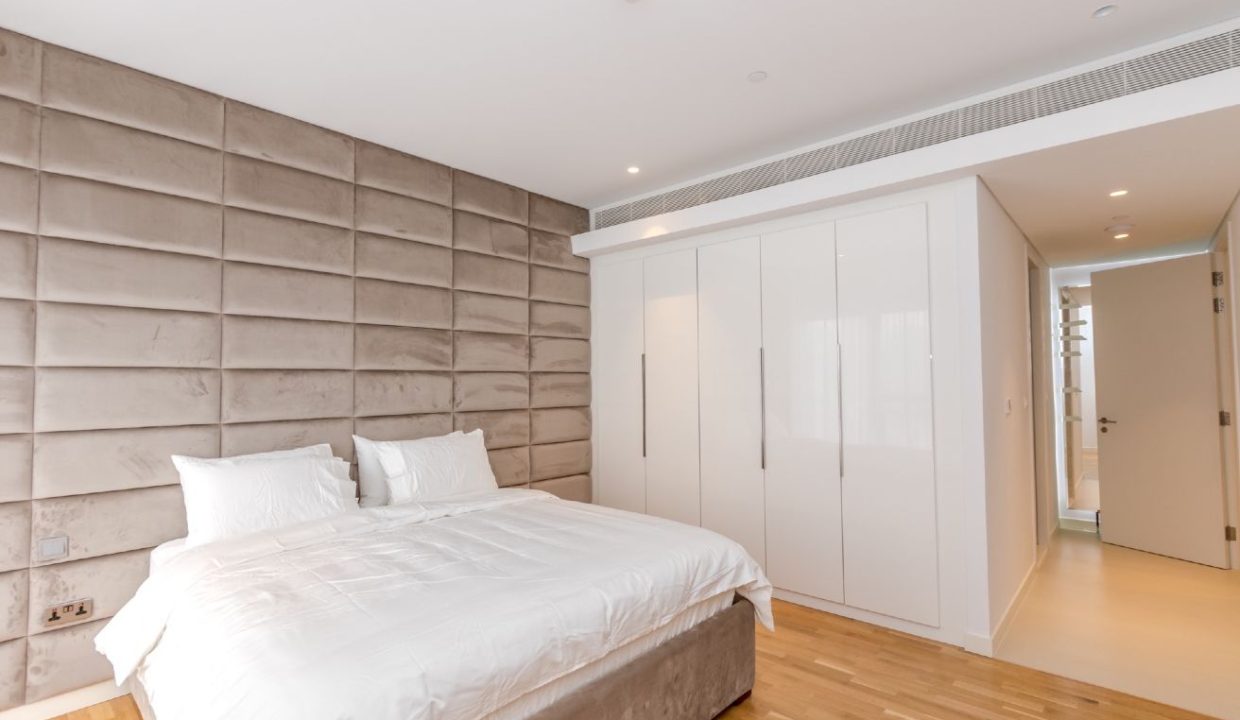 3 BR + M | Sea & Ain Dubai  View | Furnished-12