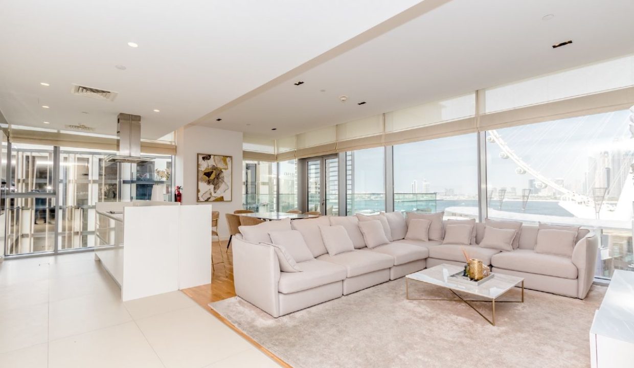 Splendid 3BR+Maid | Sea & Ain Dubai View-1