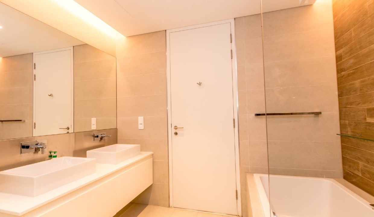 Splendid 3BR+Maid | Sea & Ain Dubai View-18