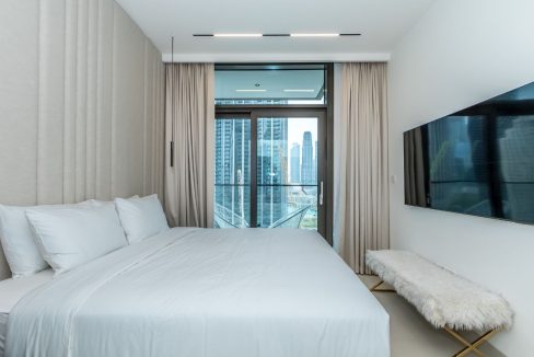 Luxury 3BR + Maid | Fully Furnished | Burj crown-14