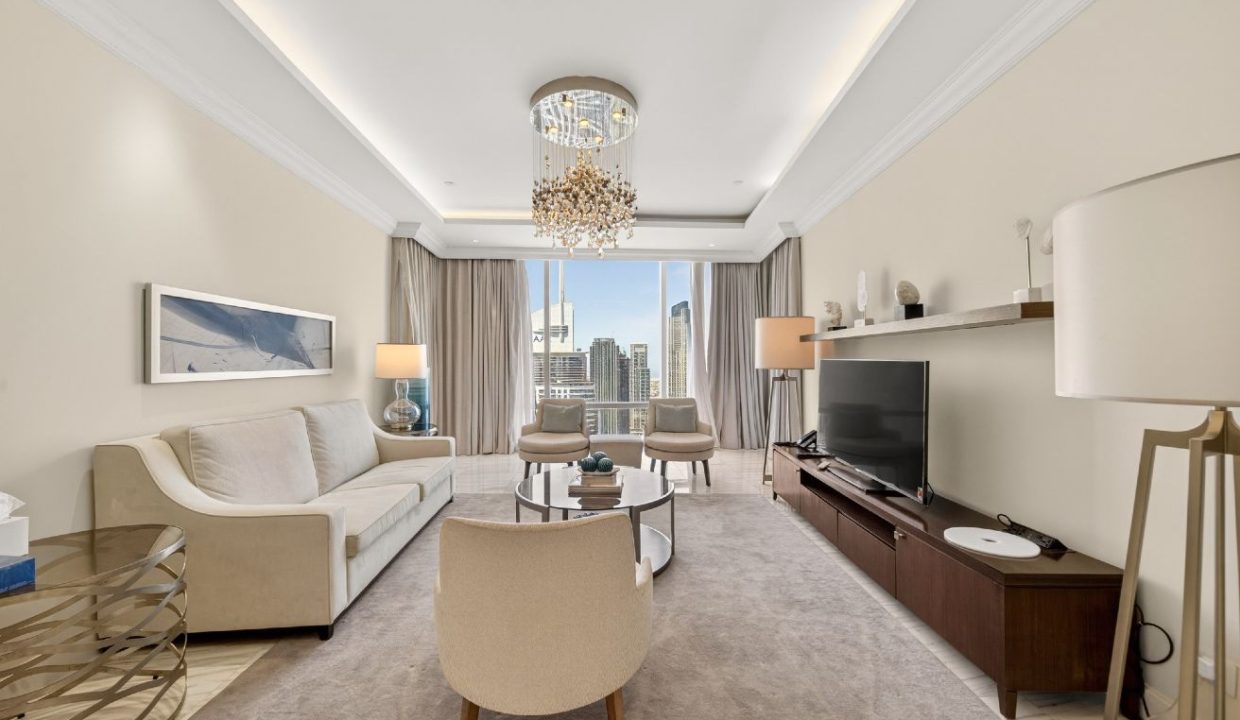 Luxurious 4BR +Maid |Burj Khalifa & Fountain Views-19