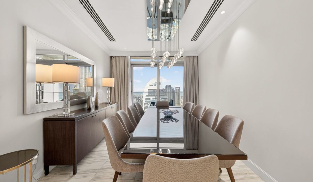 Luxurious 4BR +Maid |Burj Khalifa & Fountain Views-3