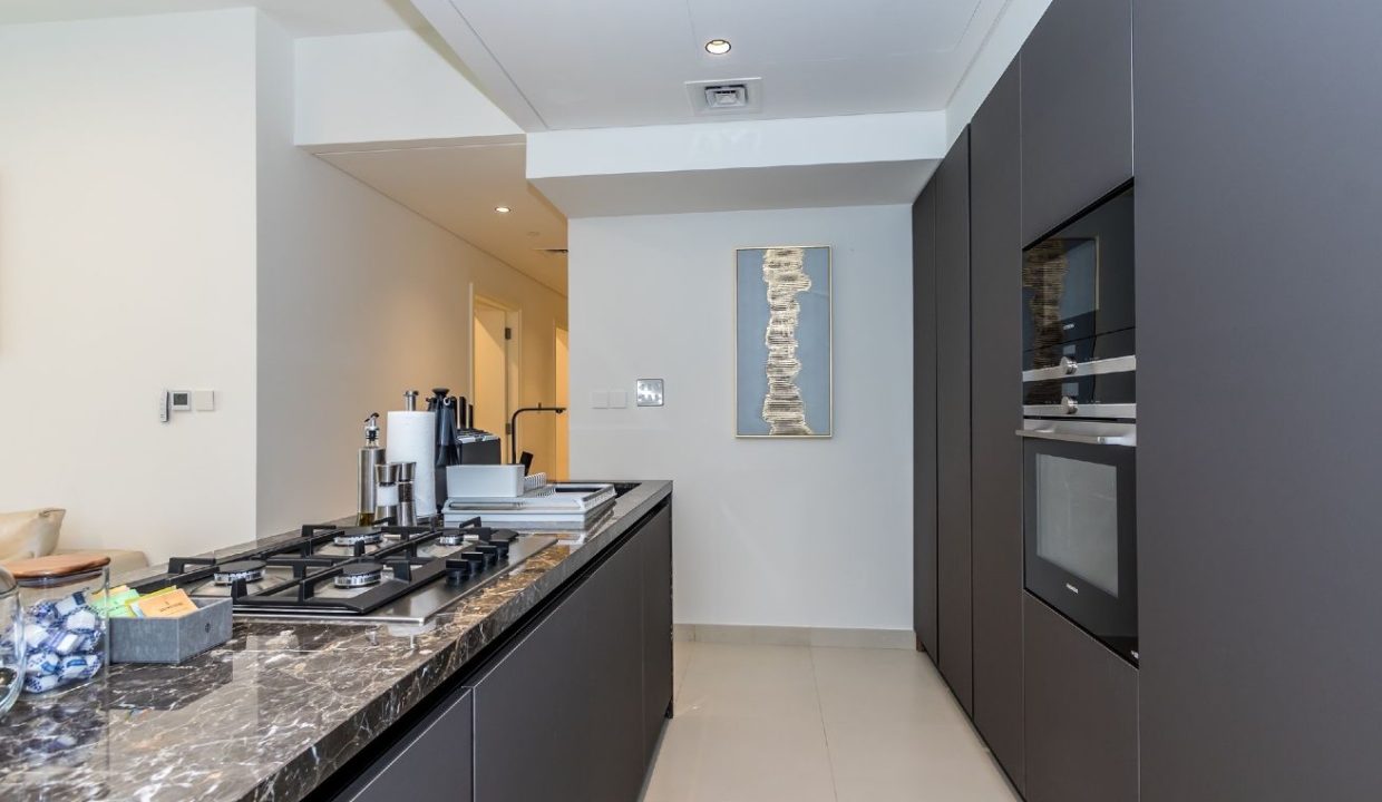 Luxury 3BR + Maid | Fully Furnished | Burj crown-3