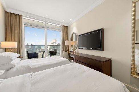 Luxurious 4BR +Maid |Burj Khalifa & Fountain Views-6