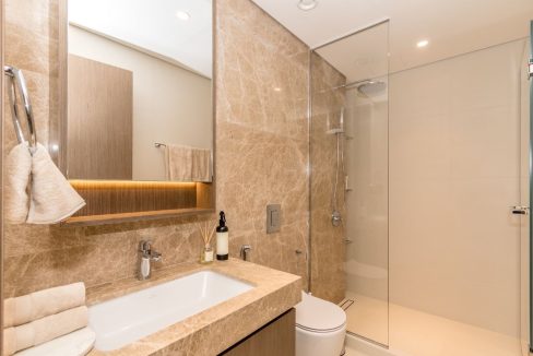 Luxury 1BR Furnished | Sea View | Grand View-19