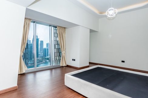 Stunning  2BR with Breathtaking Views-18