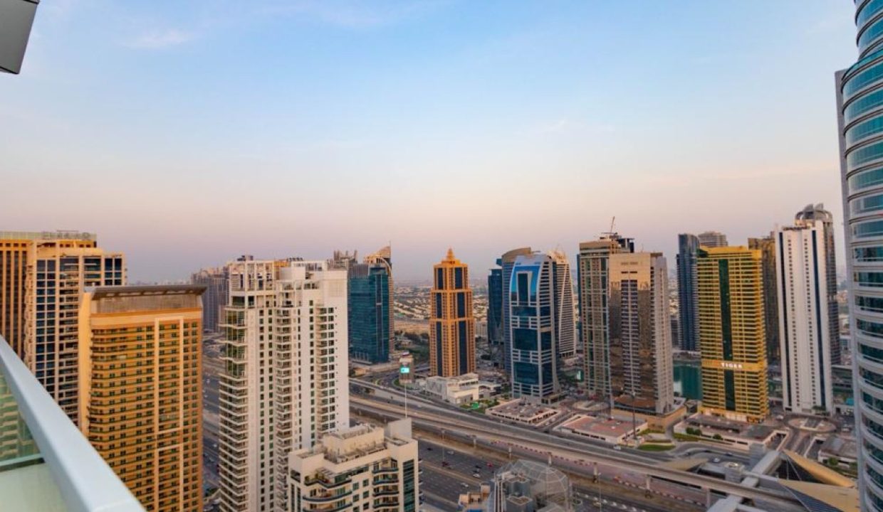 Elegant 1BR | Fully Furnished | Prime Location-6