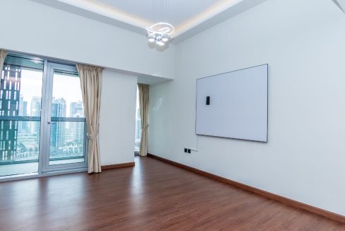 Stunning  2BR with Breathtaking Views-8