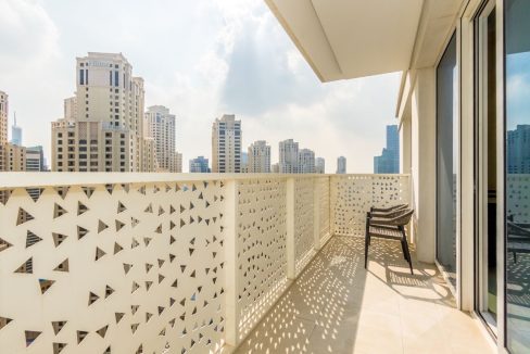 Stylish 1BR | La Vie JBR | Beachside Living-10
