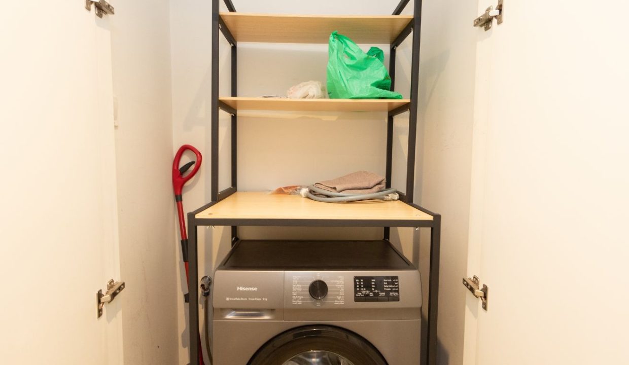 Modern 1-Bedroom Apartment in Belgravia 2-13