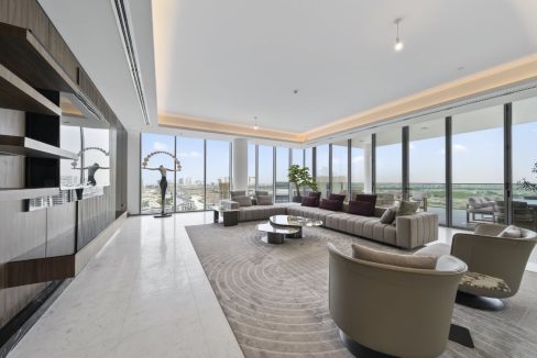 Elegant 4BR Penthouse with Panoramic Lagoon View-16