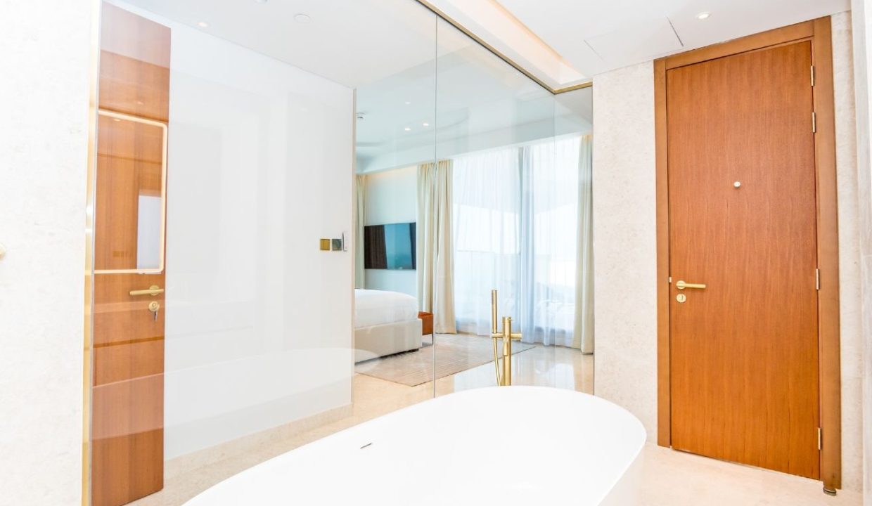 Beachfront Luxury Living | 4BR+M at Palm Jumeirah-23