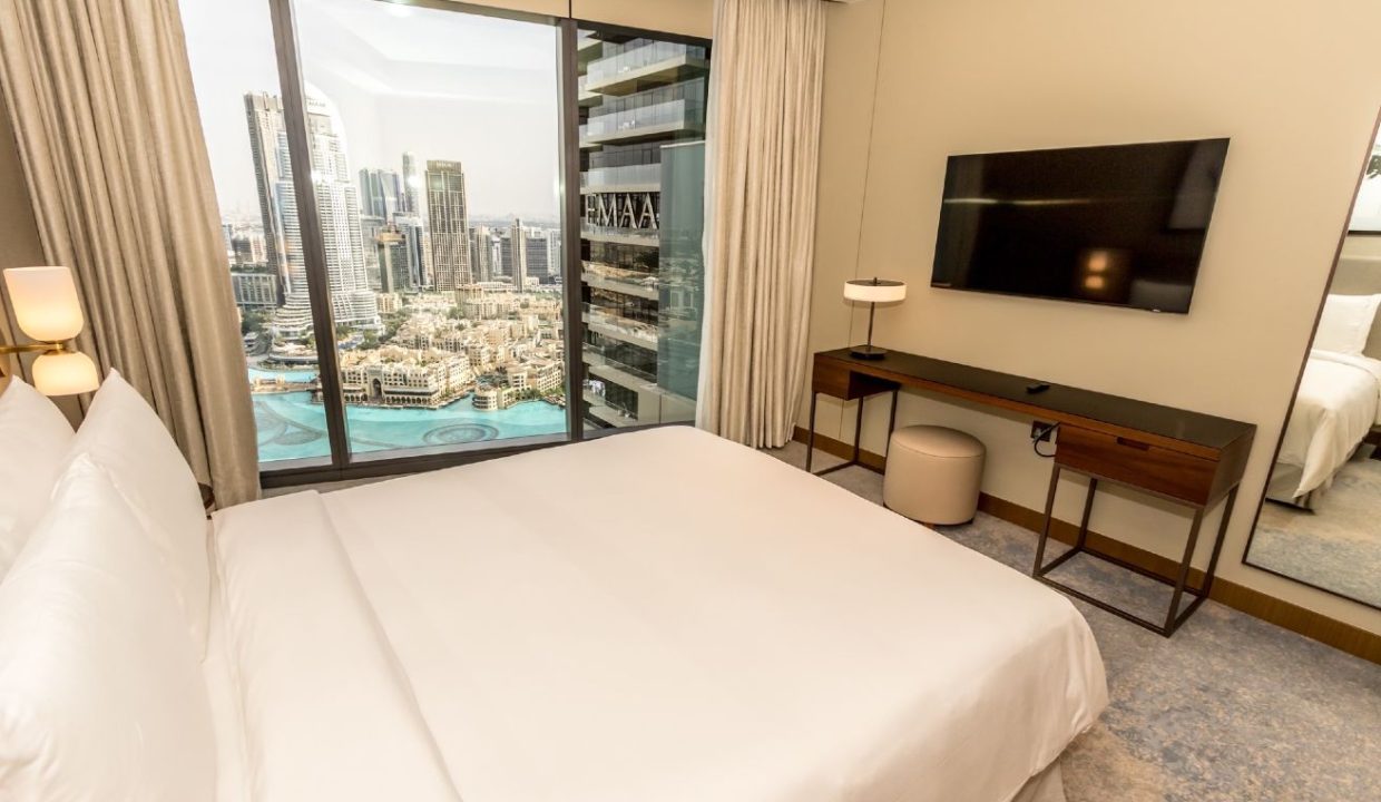 Luxury 3BR + Maid | Fully Furnished | Burj crown-2