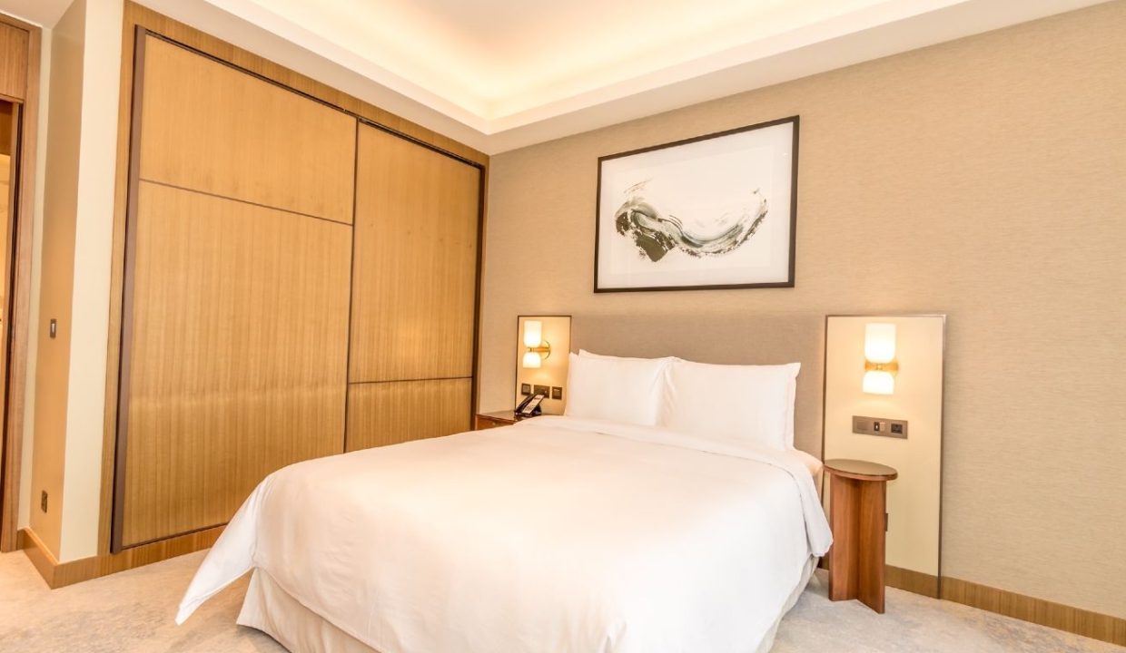 Luxury 3BR + Maid | Fully Furnished | Burj crown-15