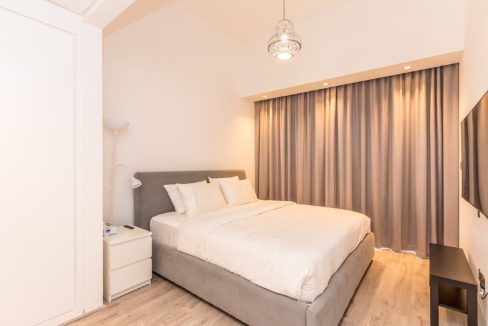 Vacant I Fully Furnished I Upgraded 2 Bed-2