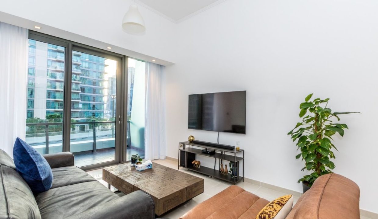 Vacant I Fully Furnished I Upgraded 2 Bed-14