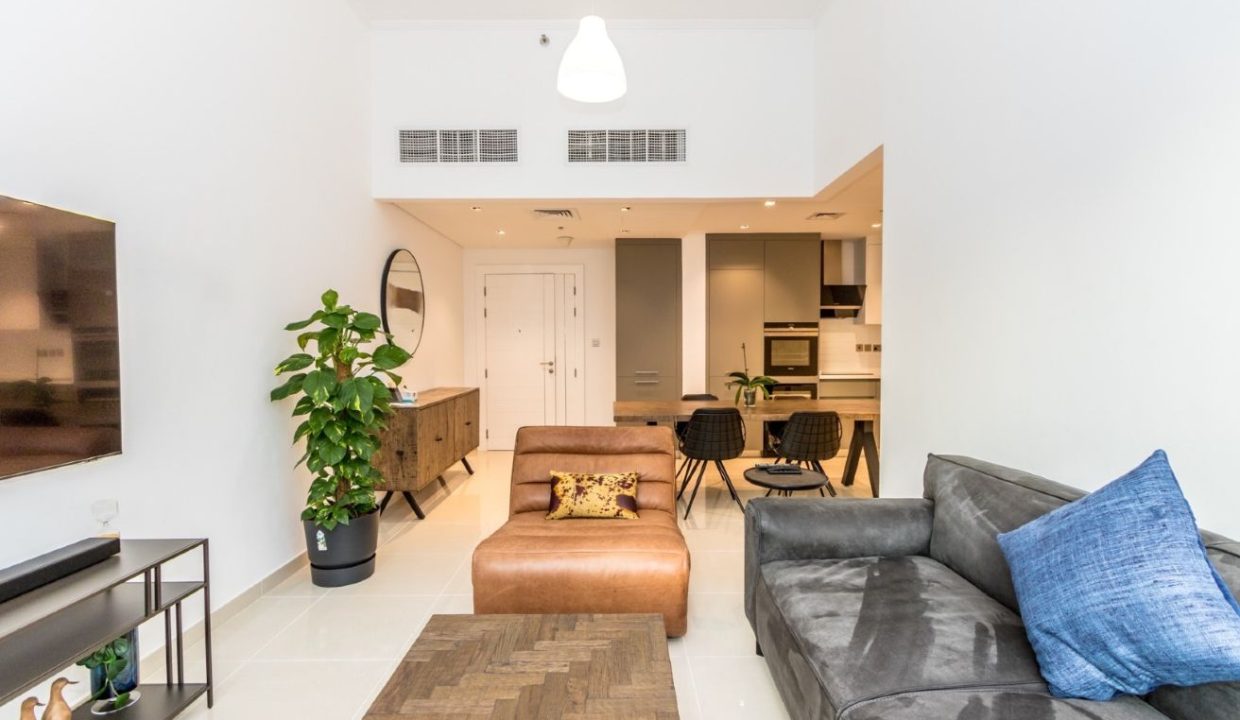 Vacant I Fully Furnished I Upgraded 2 Bed-16