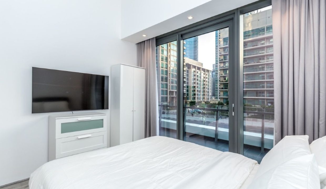 Vacant I Fully Furnished I Upgraded 2 Bed-8