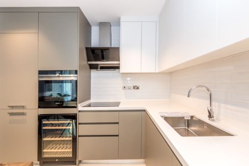 Vacant I Fully Furnished I Upgraded 2 Bed-10