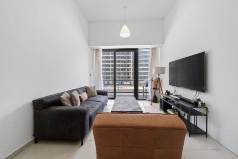 Vacant I Fully Furnished I Upgraded 2 Bed-2