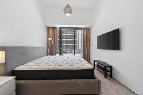 Vacant I Fully Furnished I Upgraded 2 Bed-11