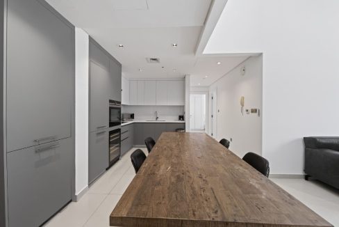 Vacant I Fully Furnished I Upgraded 2 Bed-4