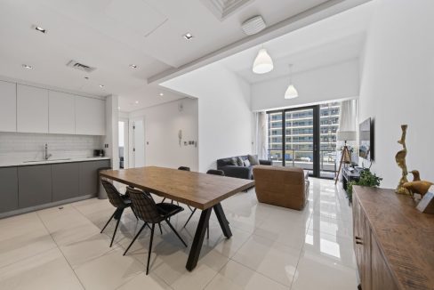 Vacant I Fully Furnished I Upgraded 2 Bed-1