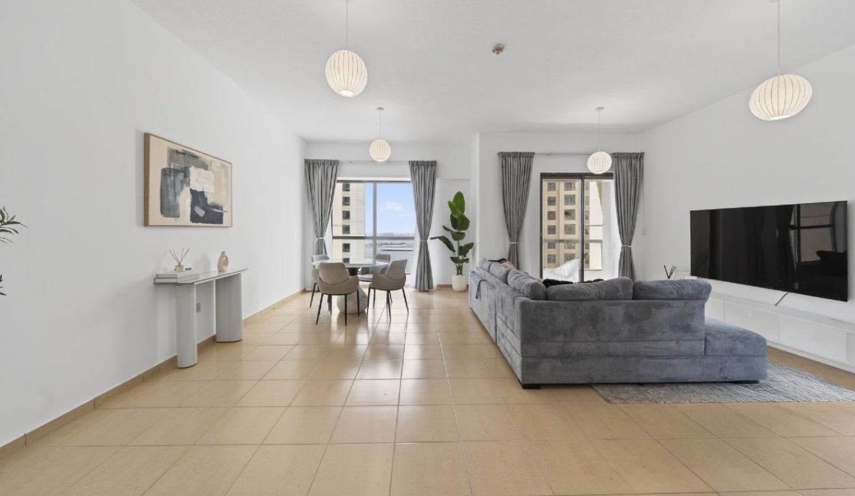 Spacious Furnished 3-Bedroom Apartment in Sadaf 1-2
