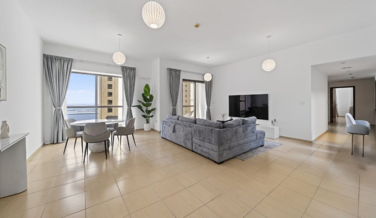 Spacious Furnished 3-Bedroom Apartment in Sadaf 1-1
