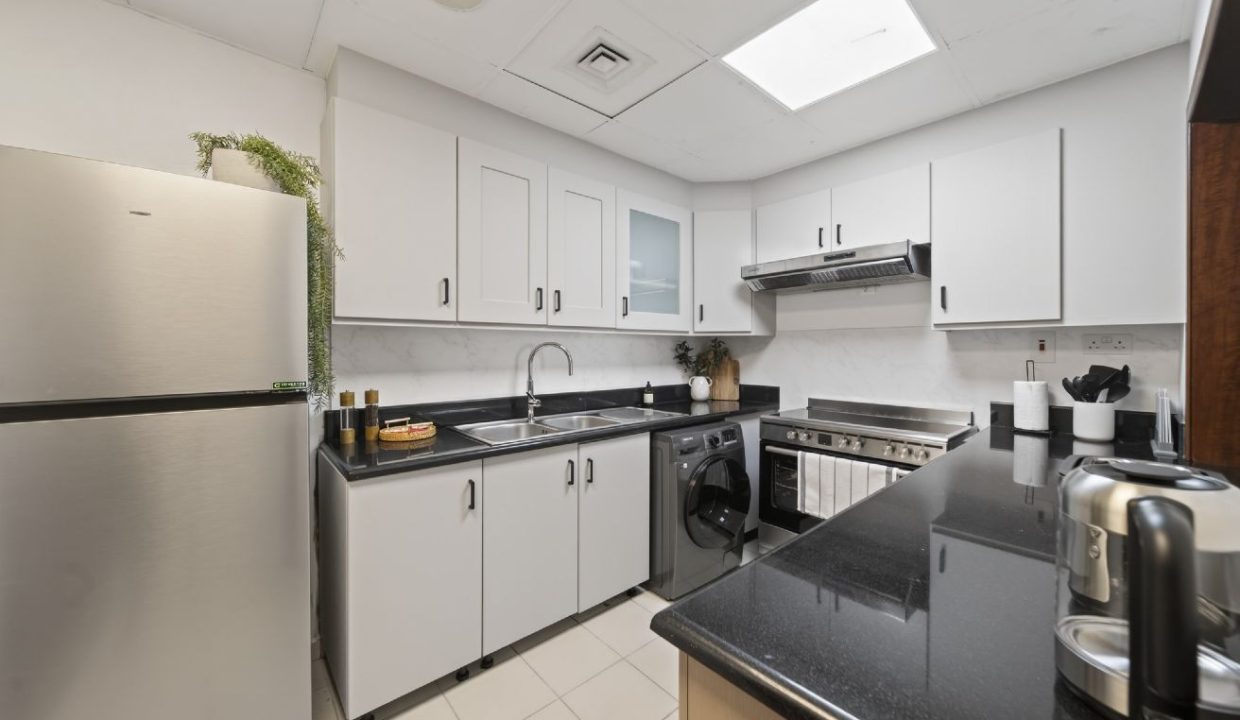 Spacious Furnished 3-Bedroom Apartment in Sadaf 1-6