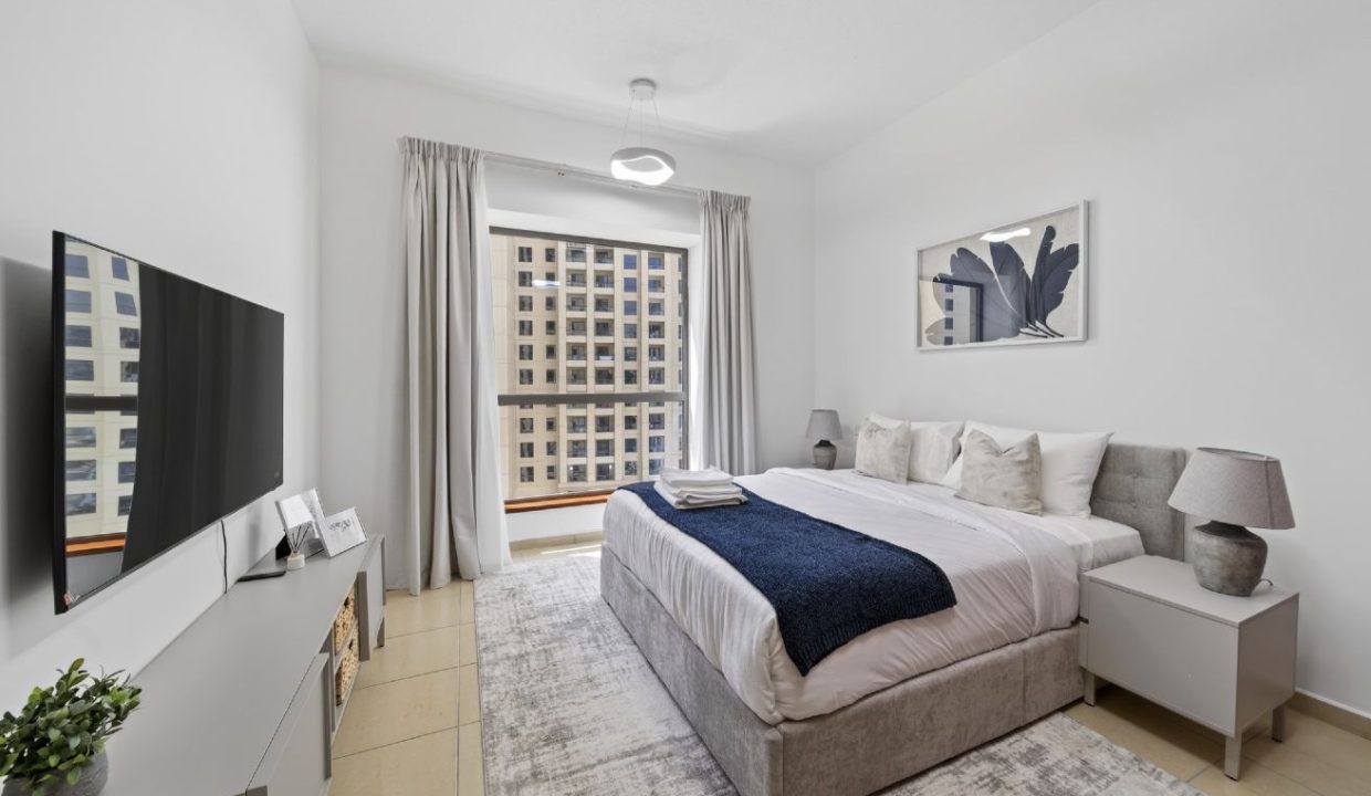 Spacious Furnished 3-Bedroom Apartment in Sadaf 1-7