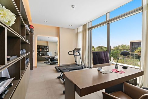 Luxury 4BR Furnished Villa in Golf Place-21