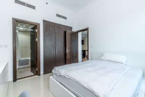 Spacious 1BR | Full Marina View | Bay Central-11