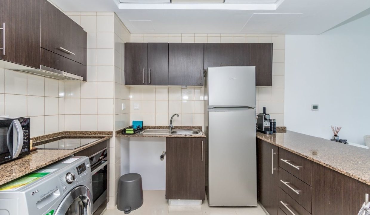 Spacious 1BR | Full Marina View | Bay Central-7
