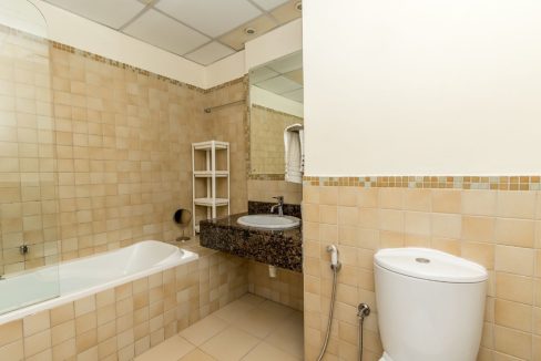 Spacious 2BR | Prime Location | Sadaf 6-16