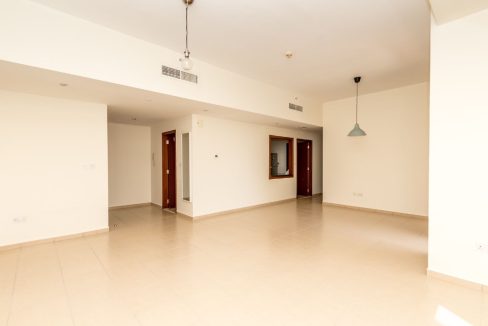 Spacious 2BR | Prime Location | Sadaf 6-4
