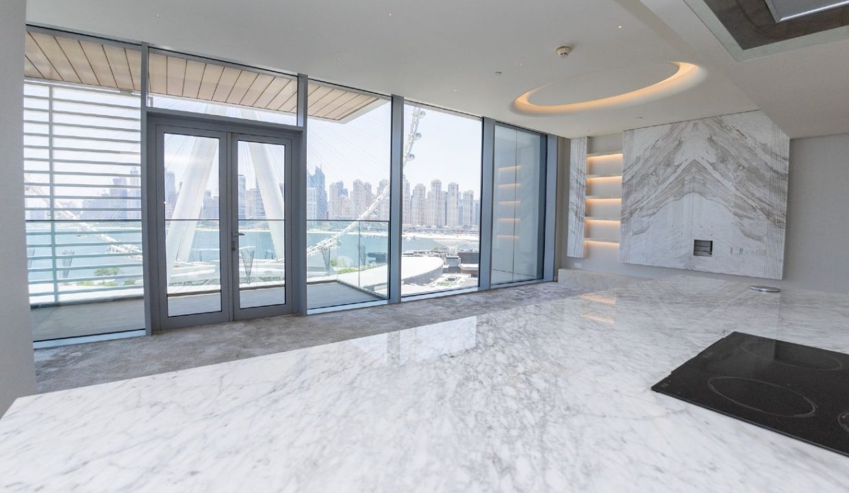 Elegant 3BR+Maid | Panoramic Sea & Ain Dubai View-2