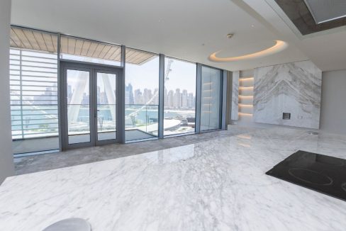 Elegant 3BR+Maid | Panoramic Sea & Ain Dubai View-2