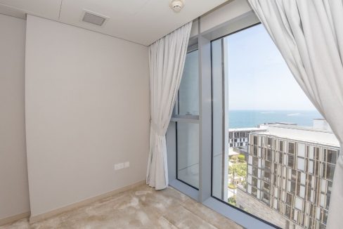 Elegant 3BR+Maid | Panoramic Sea & Ain Dubai View-15