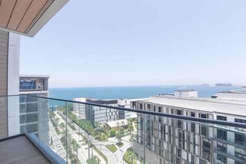 Elegant 3BR+Maid | Panoramic Sea & Ain Dubai View-16