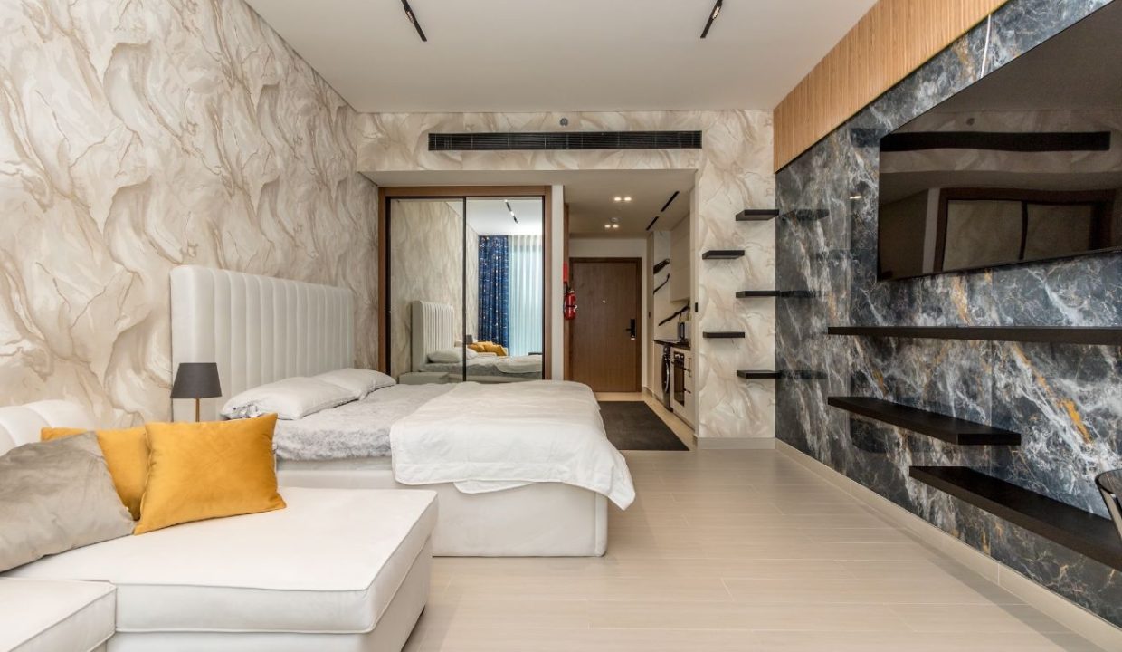 Brand-New Canal View Studio | Business Bay-1