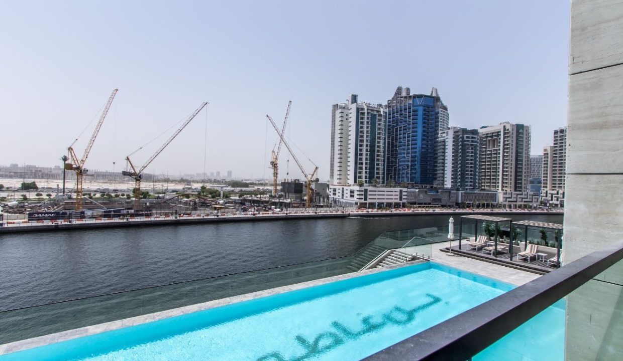 Brand-New Canal View Studio | Business Bay-16