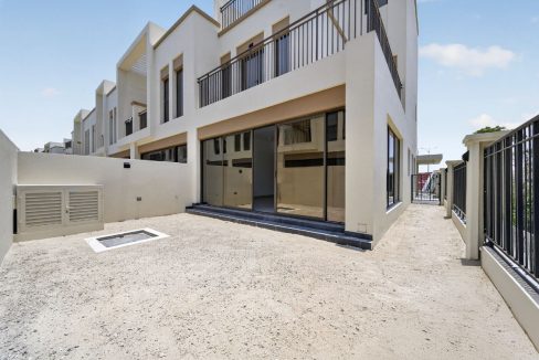 Corner 5-Bedroom + maid for Rent in Costa Brava 1-12