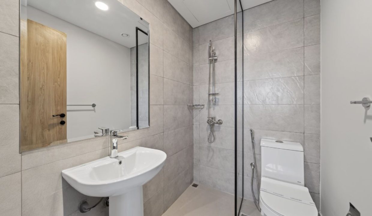 Corner 5-Bedroom + maid for Rent in Costa Brava 1-18