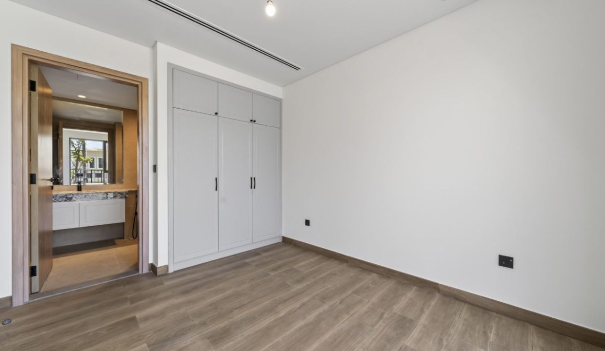 Corner 5-Bedroom + maid for Rent in Costa Brava 1-3