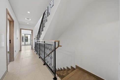 Corner 5-Bedroom + maid for Rent in Costa Brava 1-8
