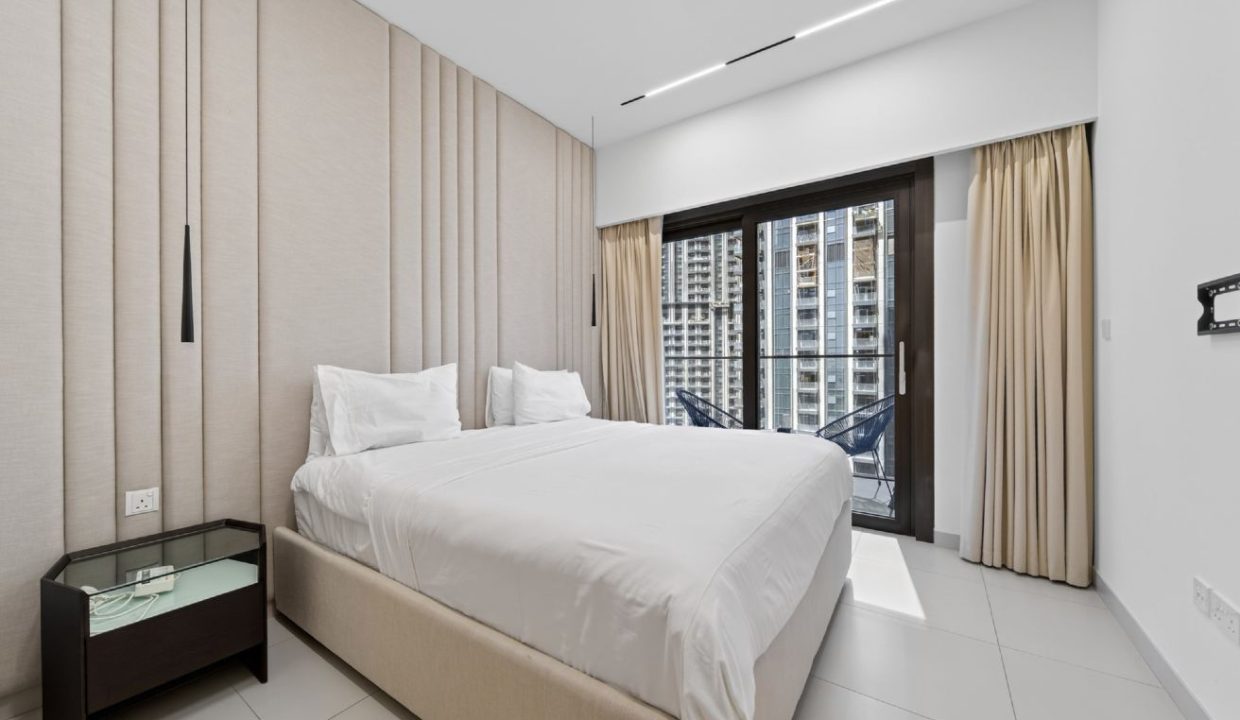 Stylish Furnished 3BR | Burj Crown Downtown-11